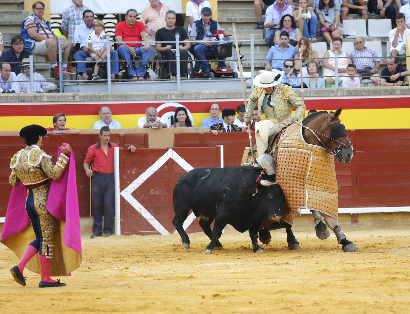 Fotos: Segunda de abono de la feria de Palencia