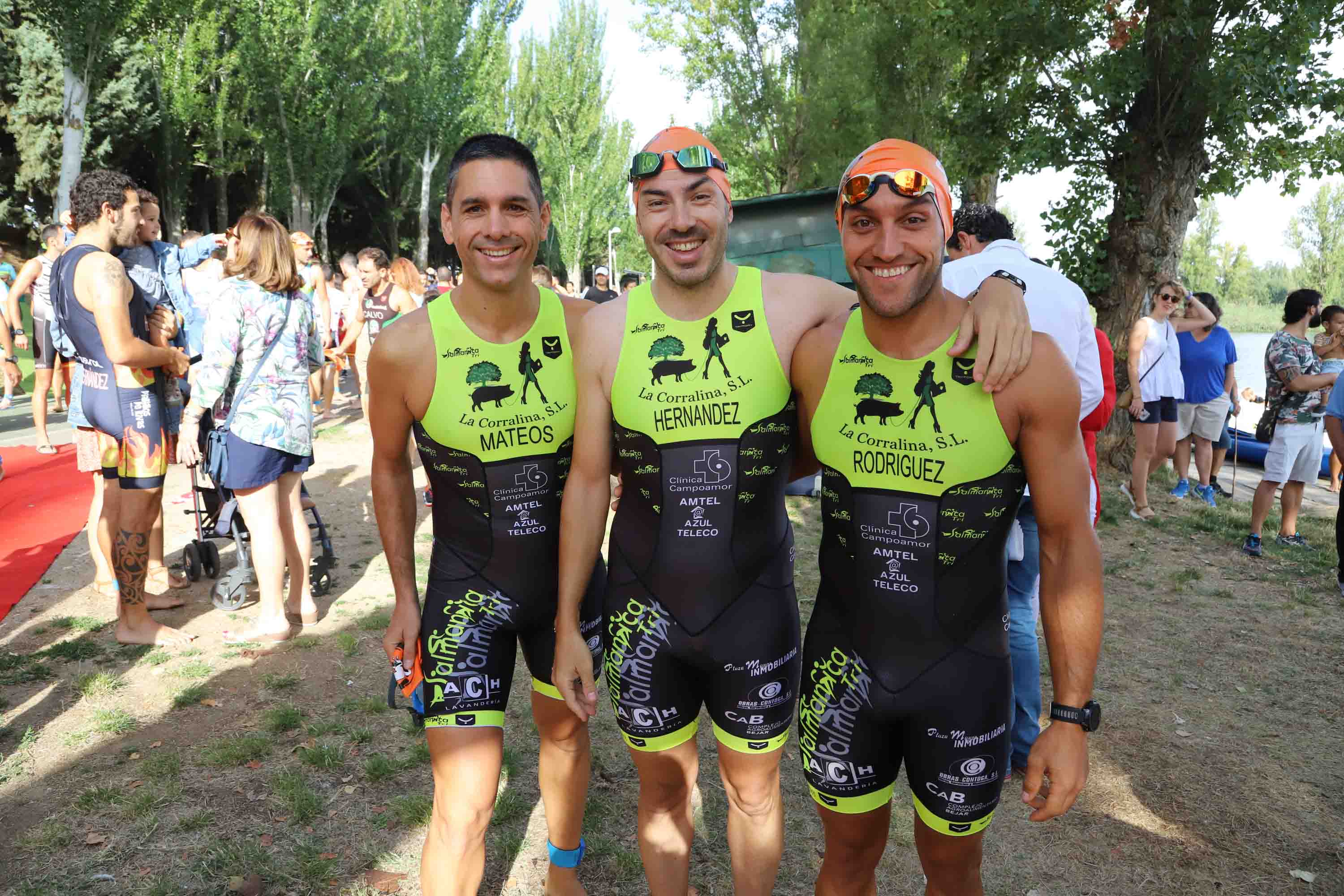 Miguel Risco y Esther Gómez repiten victoria en una prueba que reunió a 250 atletas que recorrieron el casco histórico a nado, en bici y corriendo
