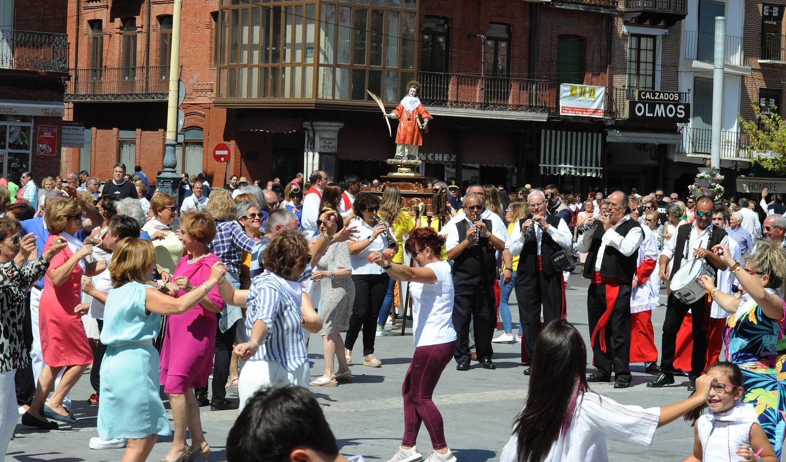Fotos: Misa y procesión de San Antolín en Medina del Campo