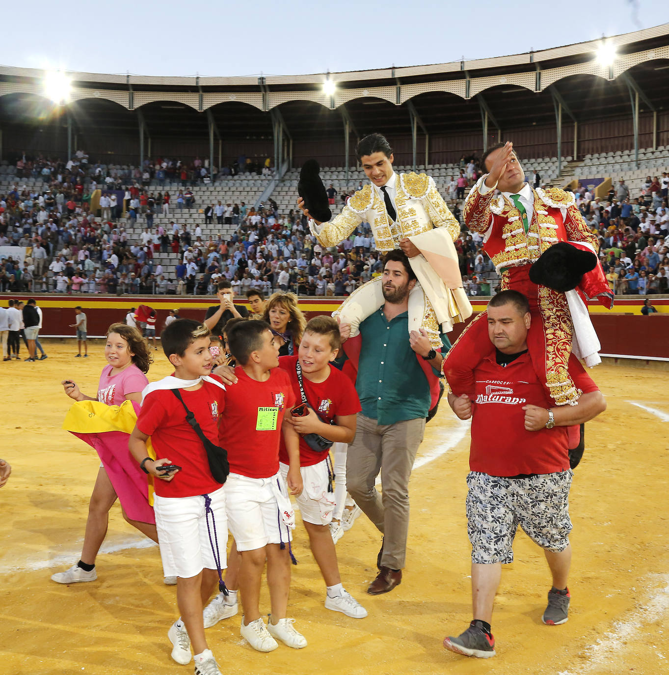 Fotos: Ferrera y Aguado triunfan en la última corrida de la feria de Palencia