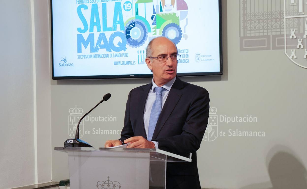 El presidente de la Diputación, Javier Iglesias, en la presentación esta mañana de la nueva edición de Salamaq.