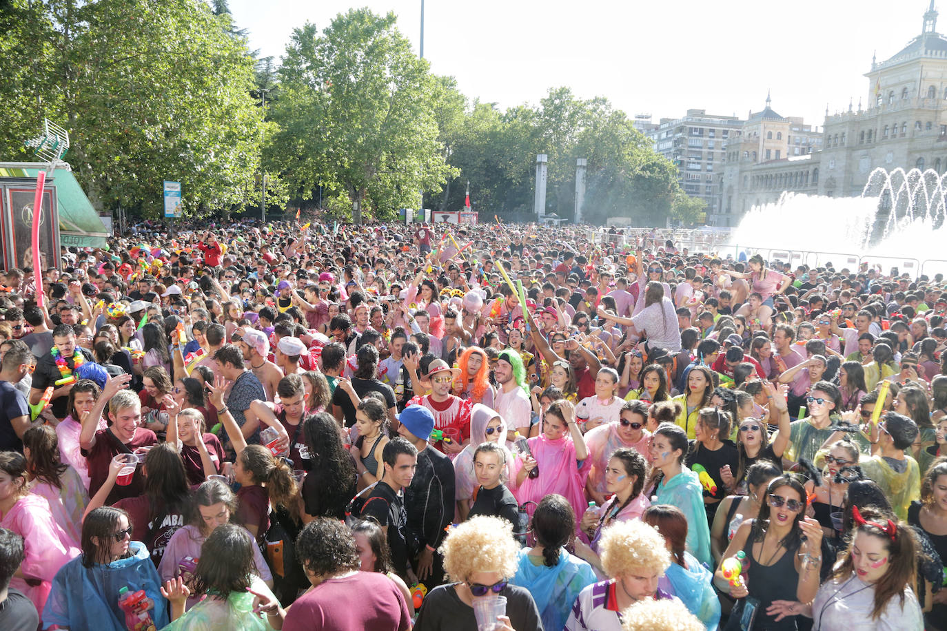 Fotos: Desfile de Peñas de las fiestas de Valladolid (3/3)