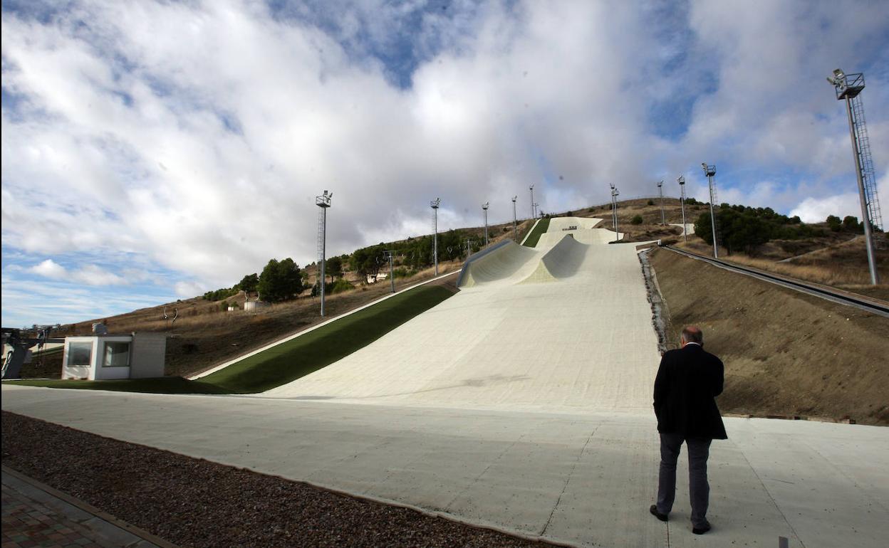 Instalaciones de Meseta Ski en Villavieja del Cerro (Valladolid). 