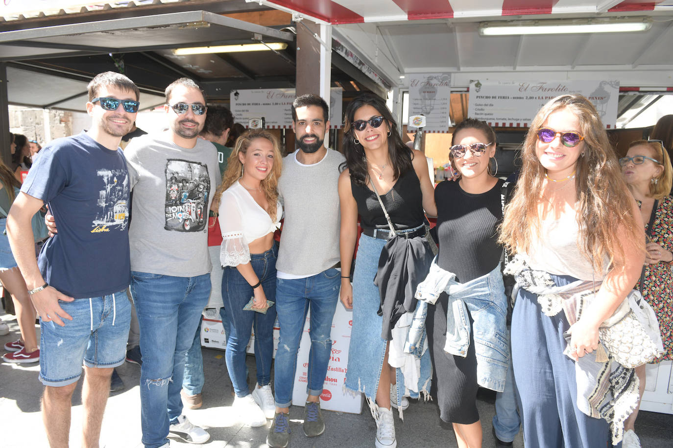 Fotos: Ambiente en las casetas de la feria de día