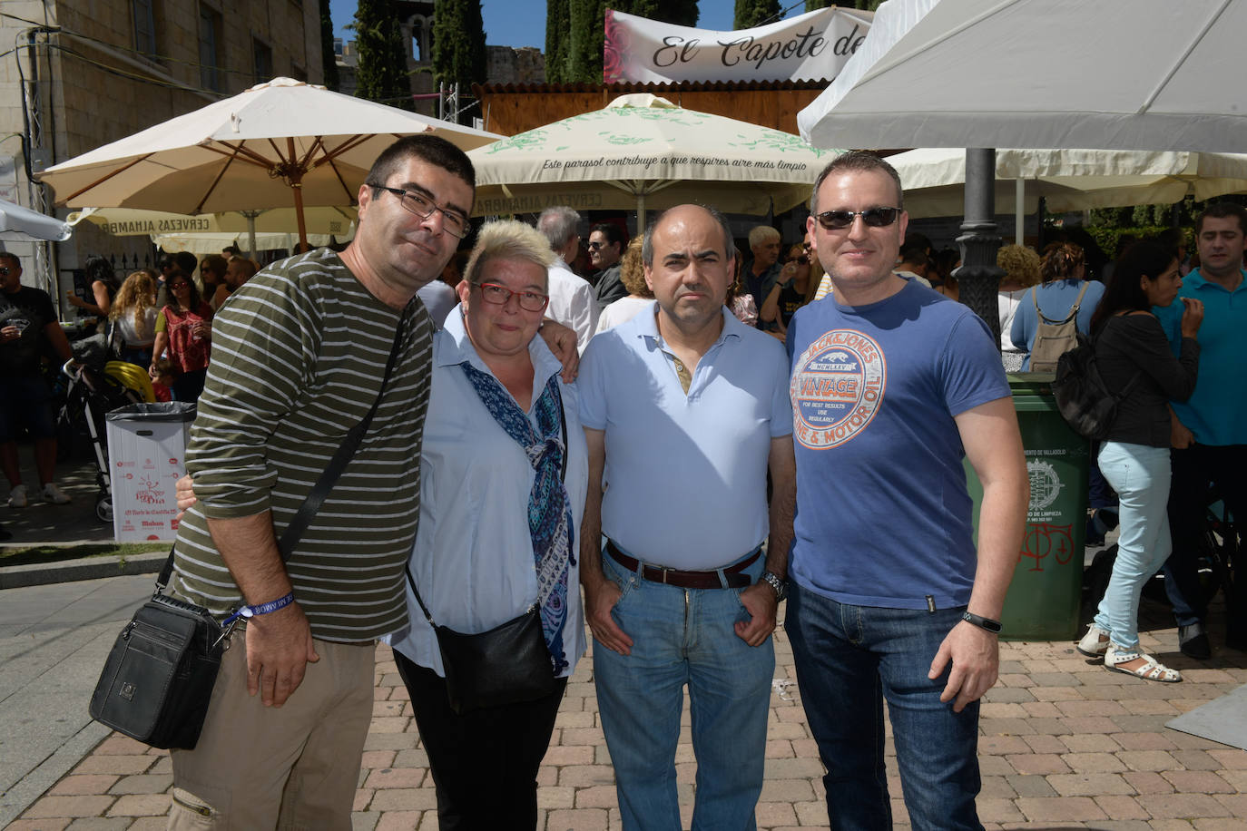 Fotos: Ambiente en las casetas de la feria de día