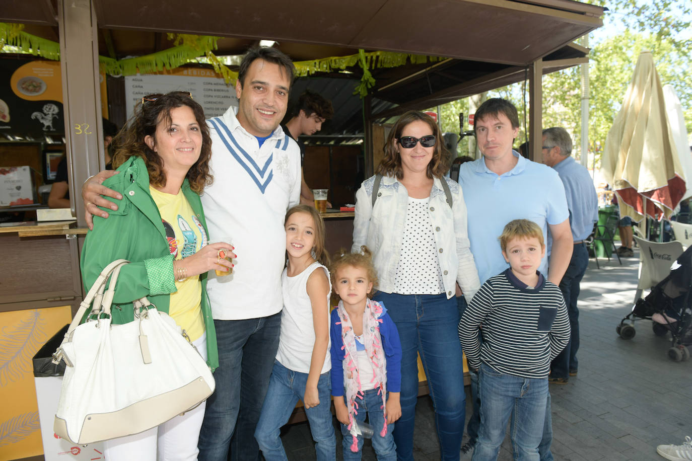 Fotos: Ambiente en las casetas de la feria de día