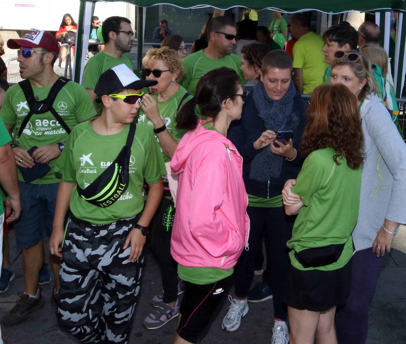 Fotos: VI Marcha contra el Cáncer en Segovia