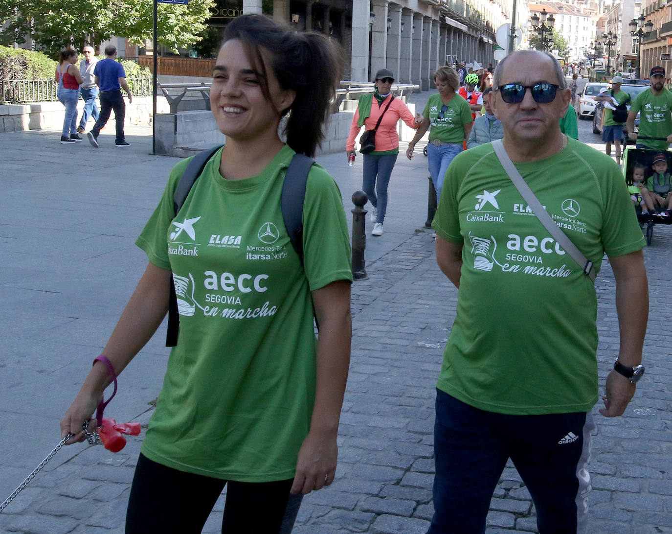 Fotos: VI Marcha contra el Cáncer en Segovia