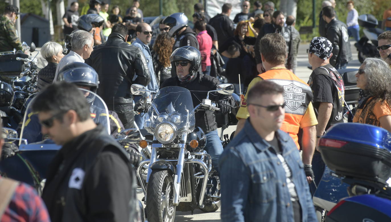Fotos: Concentración de motos en la Cúpula del Milenio con motivo de las fiestas de Valladolid