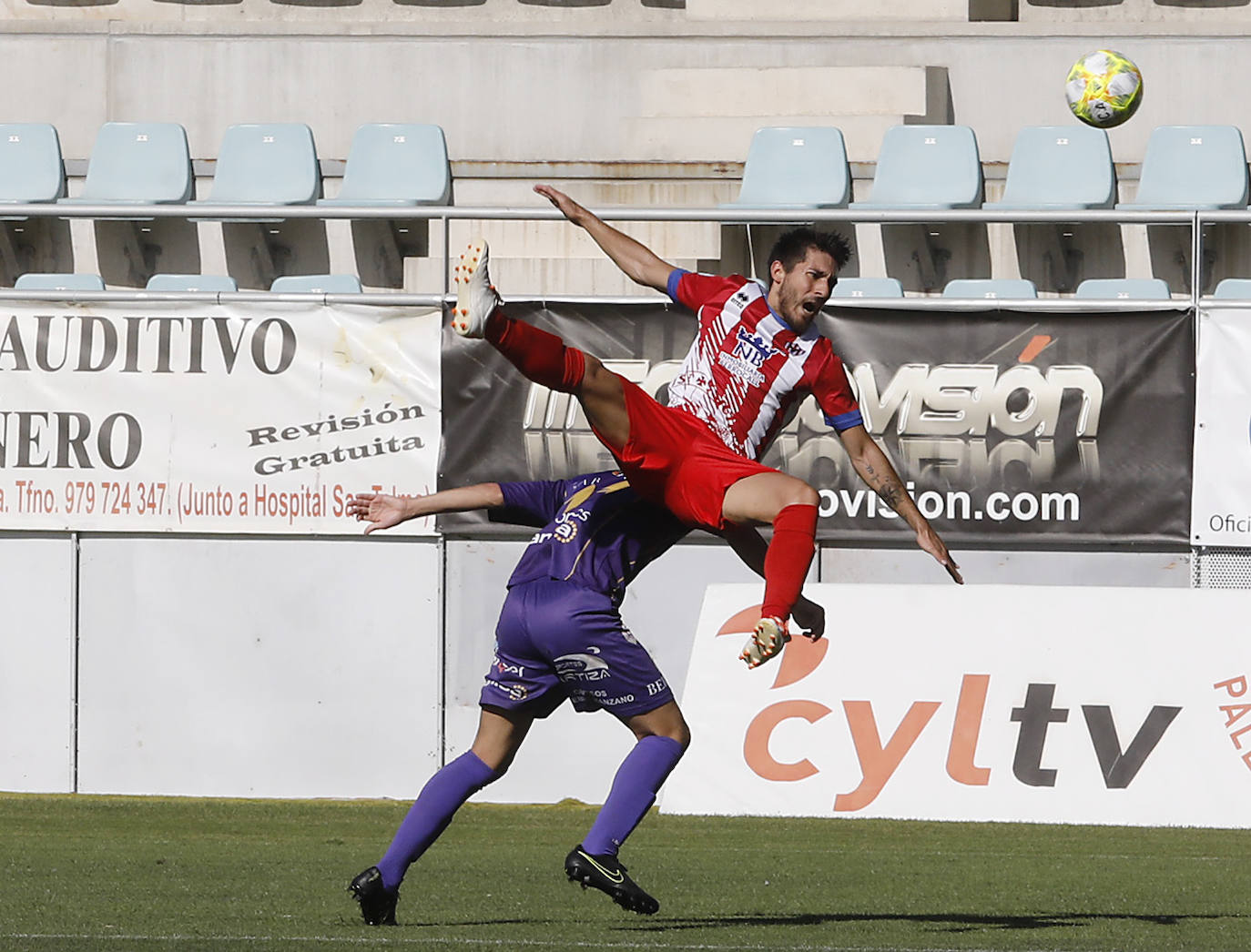 Fotos: Palencia Cristo Atlético 3 - 0 Atlético Bembibre