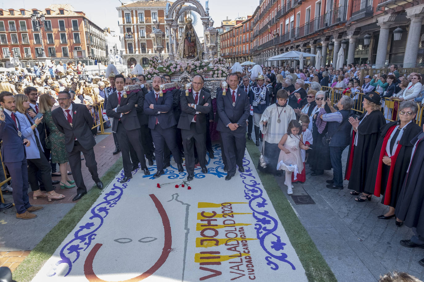 Fotos: Misa y procesión en honor a la Virgen de San Lorenzo