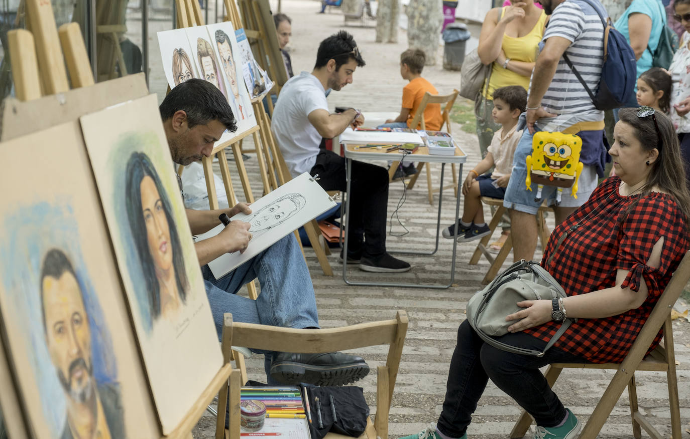 Fotos: Caricaturistas en la Acera de Recoletos