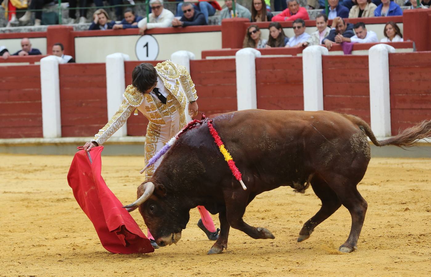 Con toros de la ganadería Torrealba para Marcos, Antonio Grande y Fernando Plaza