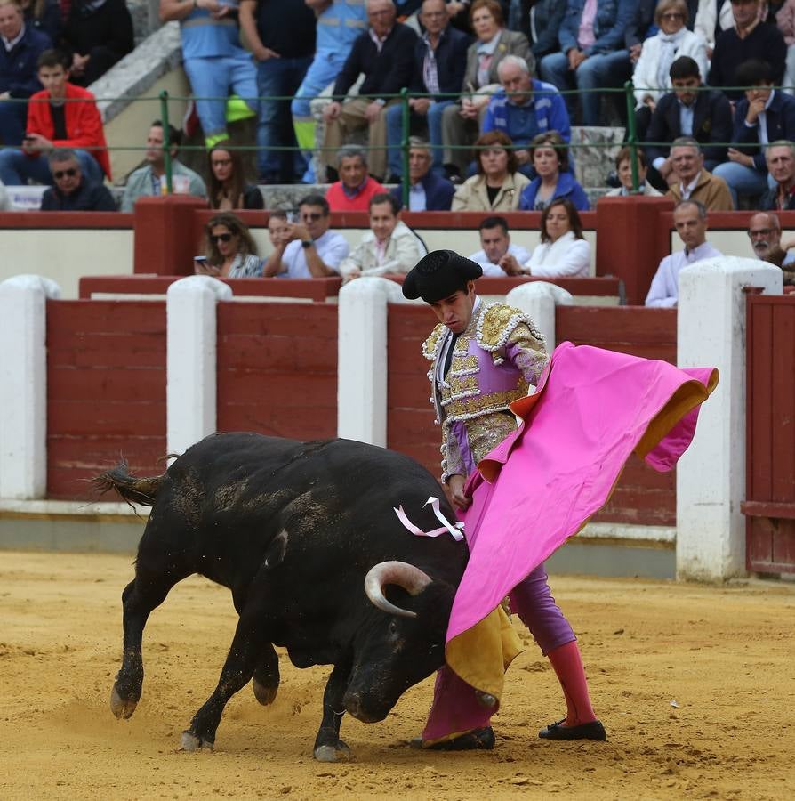 Con toros de la ganadería Torrealba para Marcos, Antonio Grande y Fernando Plaza