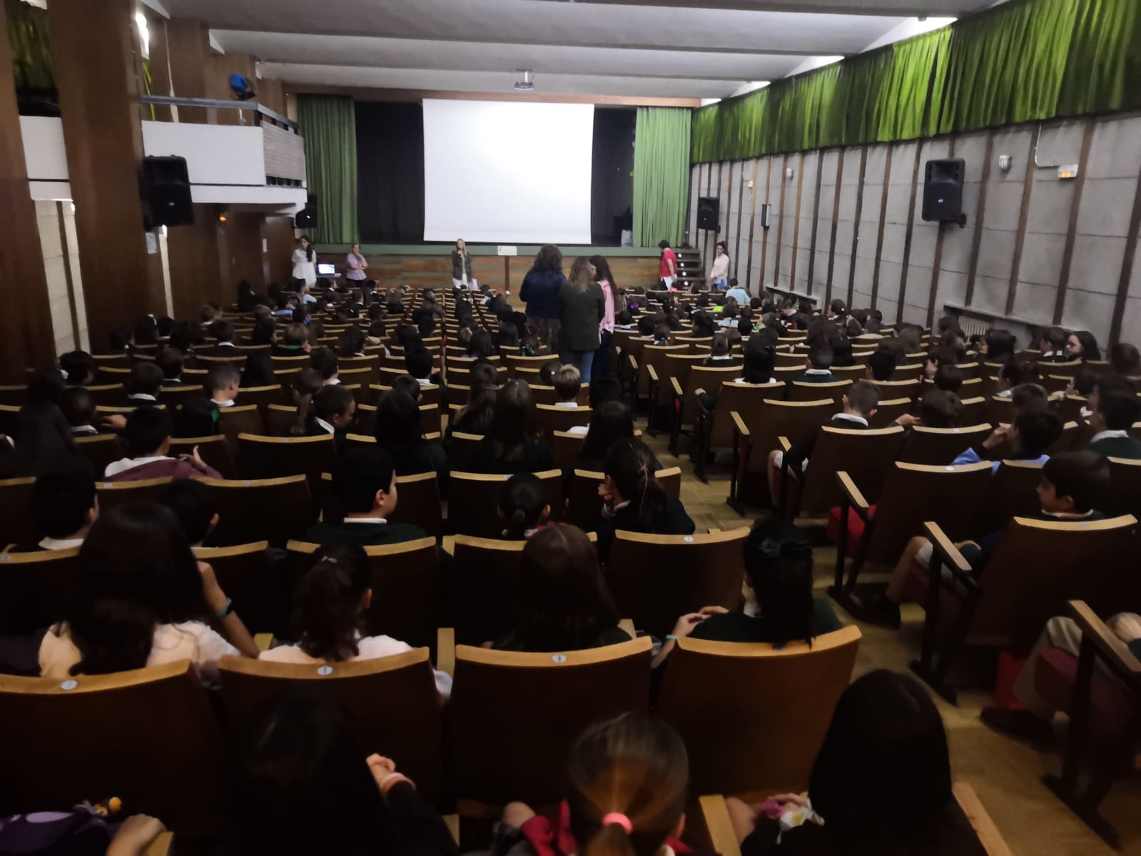 Vuelta al cole en los colegios Teresianas y San Agustín de Valladolid