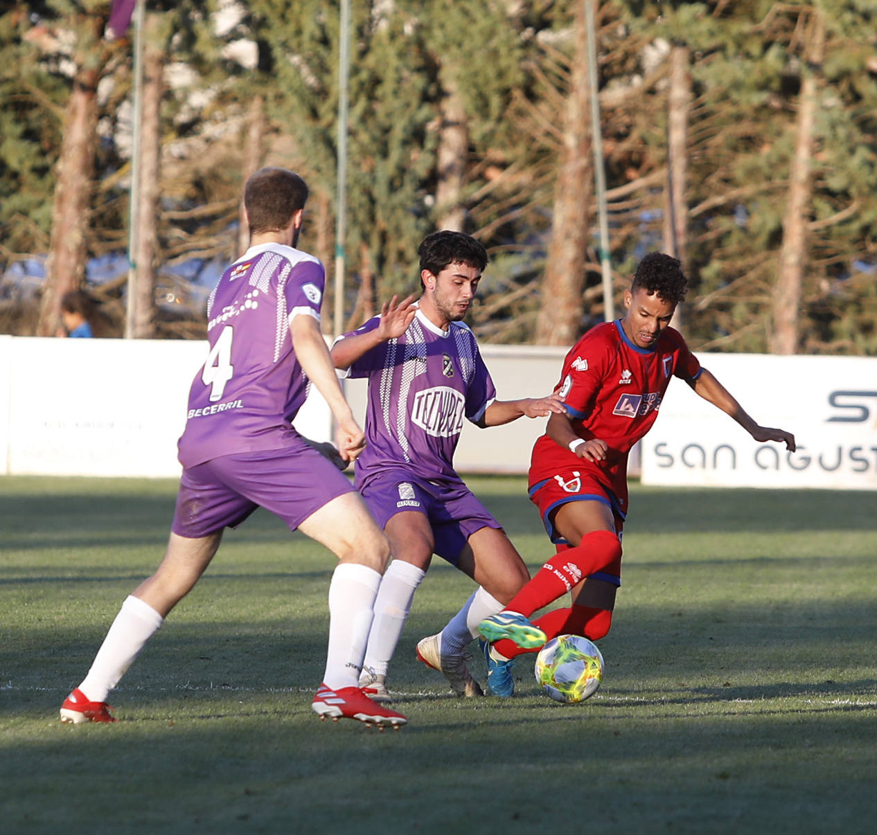 Fotos: CD Becerril 1-4 Numancia B
