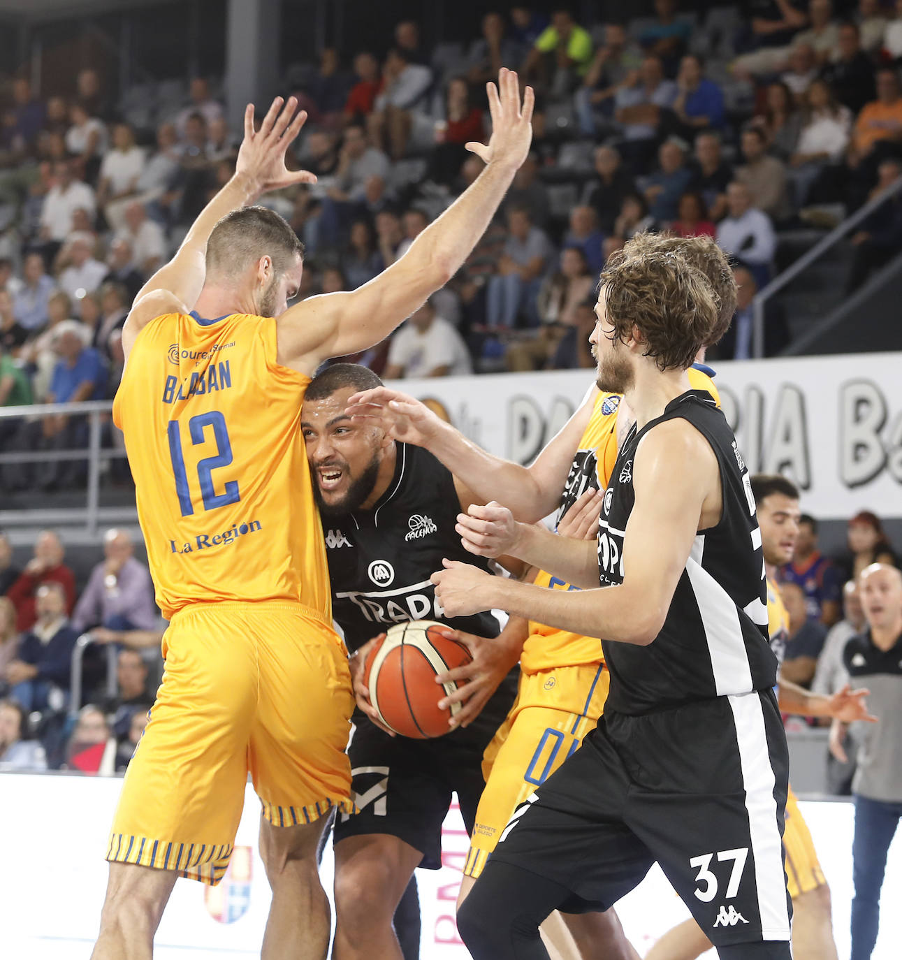 Fotos: Palencia Baloncesto 96 - 78 Ourense Baloncesto