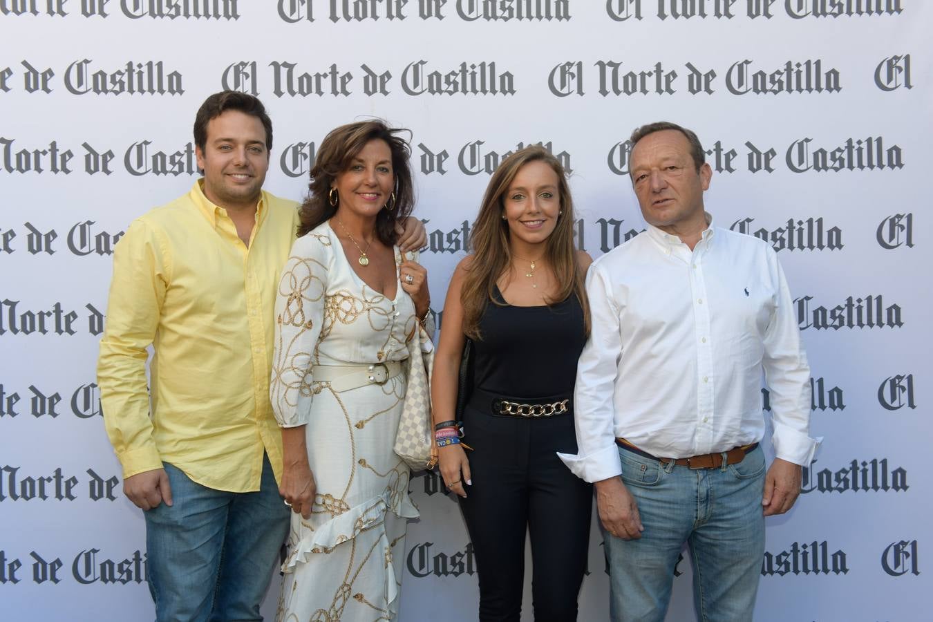 Un día más la caseta que El Norte de Castilla tiene ubicada en la terraza del Hotel Meliá Recoletos de Valladolid ha congregado a decenas de personalidades del mundo de la política, las empresas y el deporte tanto vallisoletano como de Castilla y León