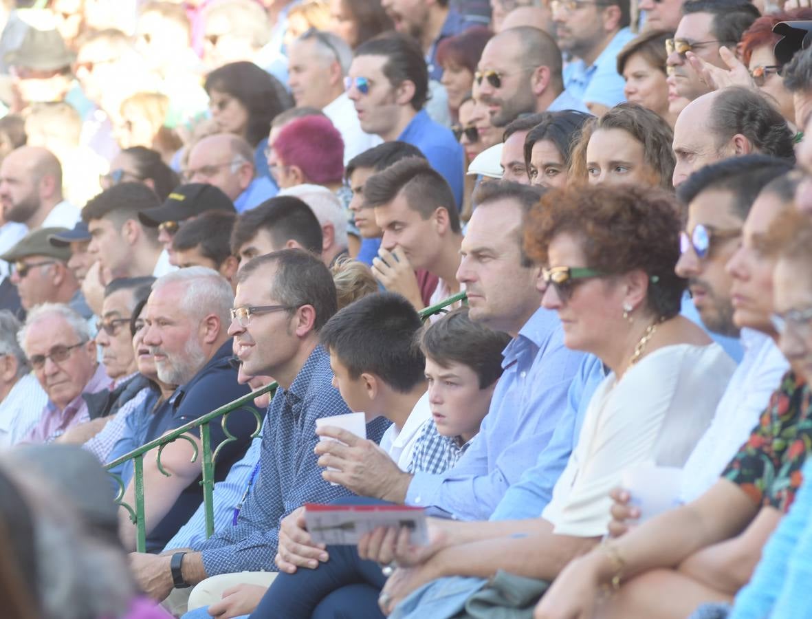 Con toros de la ganadería de Garcigrande, para Ponce, El Juli y Pablo Aguado