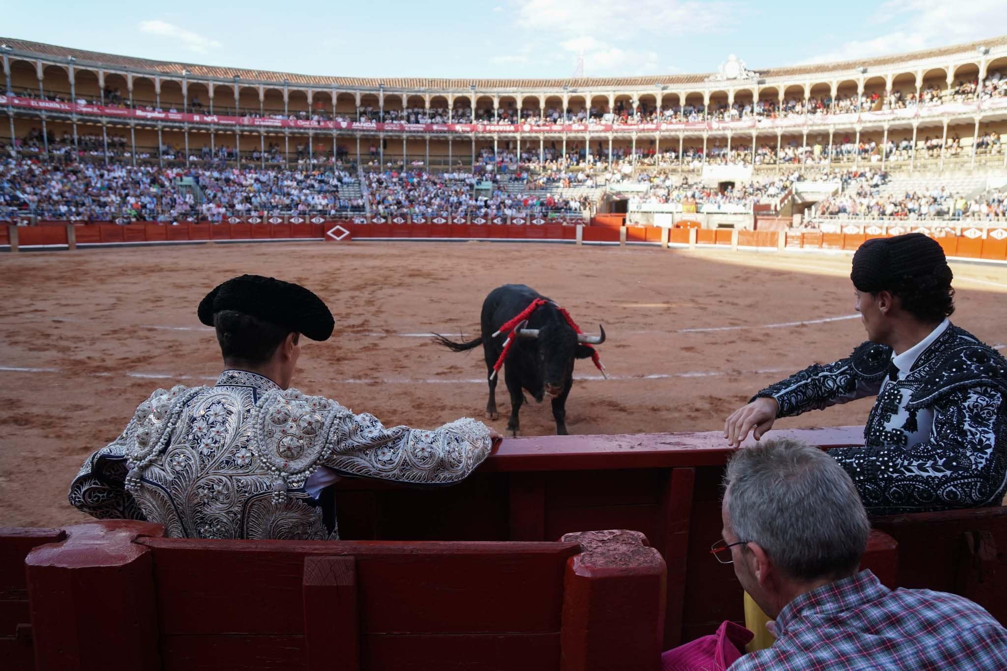 Fotos: Corrida de toros con los salmantinos López Chaves, Damián Castaño y Alejandro Marcos