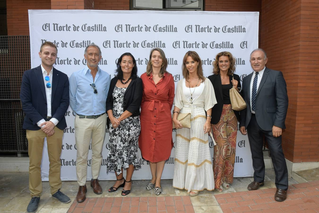 Confederación Vallisoletana de Empresarios. Fernando Calderón, Félix Sanz, Mercedes Arana, Ángela de Miguel (presidenta), Noemí García, Eva Merino y Fernando Pérez.