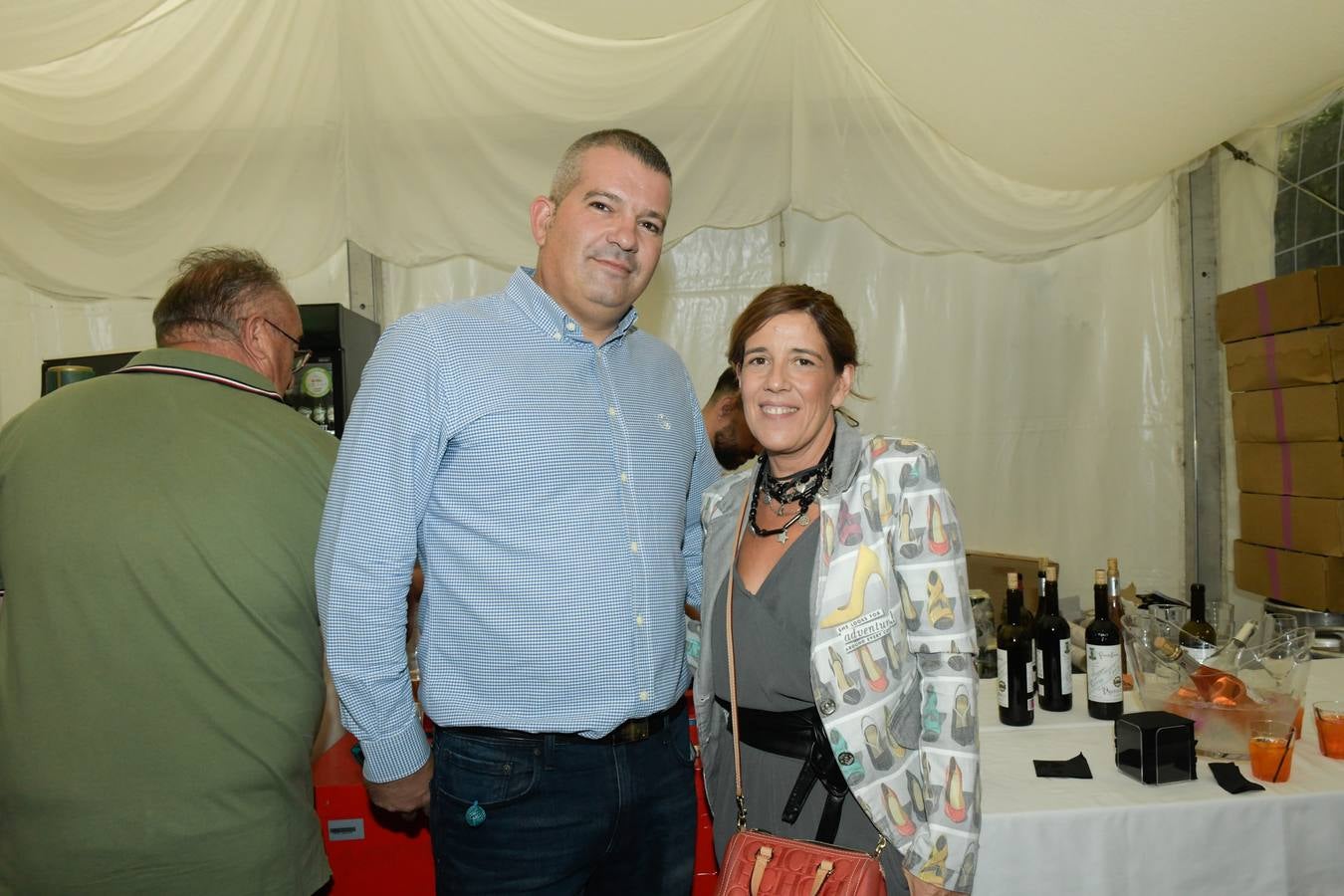 Carlos Saldaña (jefe de ventas de Telefónica) y María José Gutiérrez (Comunicación de Telefónica).