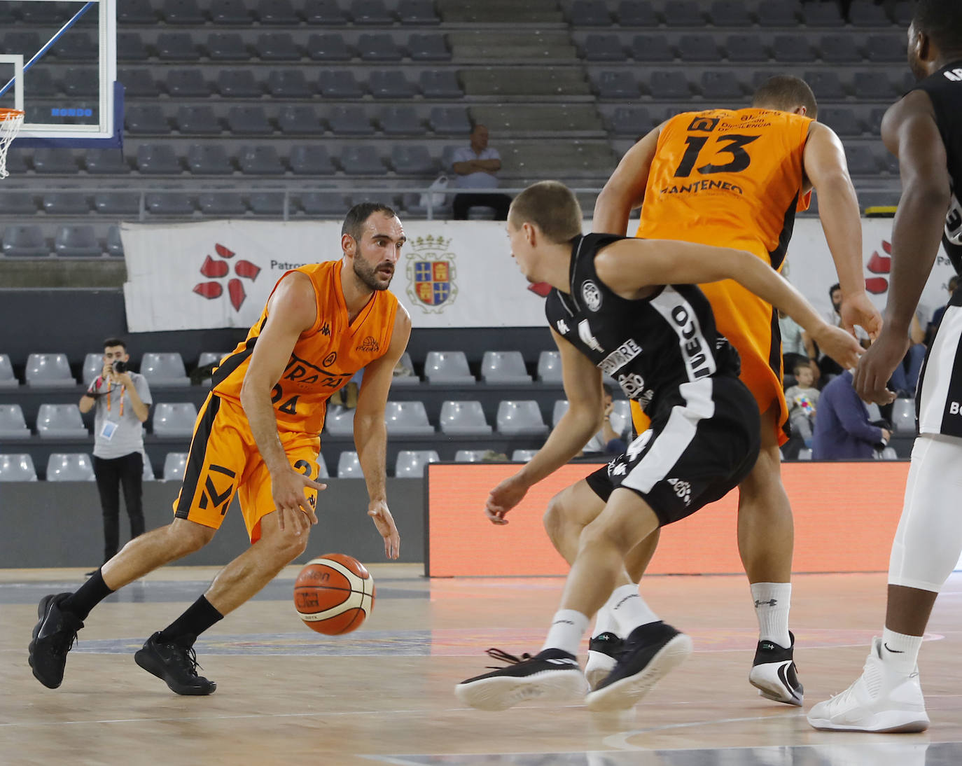 El Carramimbre Valladolid gana la semifinal al Palencia Baloncesto. 