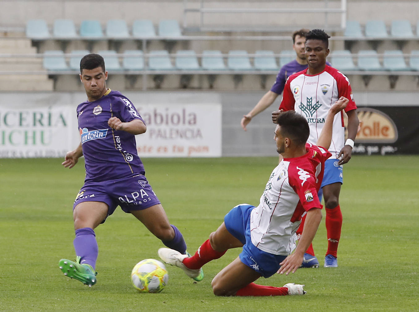 Empate entre Palencia Cristo Atlético y Atlético Tordesillas en la Balastera. 