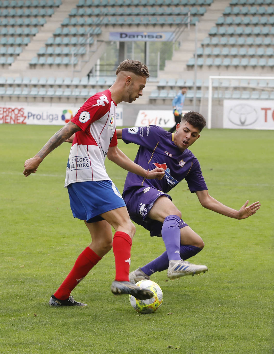 Empate entre Palencia Cristo Atlético y Atlético Tordesillas en la Balastera. 