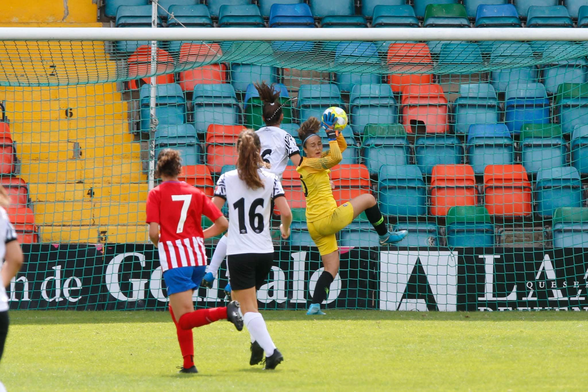 Fotos: Salamanca UDS Femenino - Atletico de Madrid C .