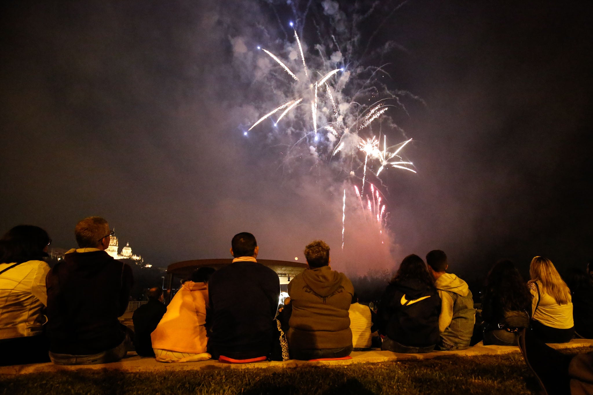 Galería. Los fuegos artificiales despiden las fiestas de Salamanca. 