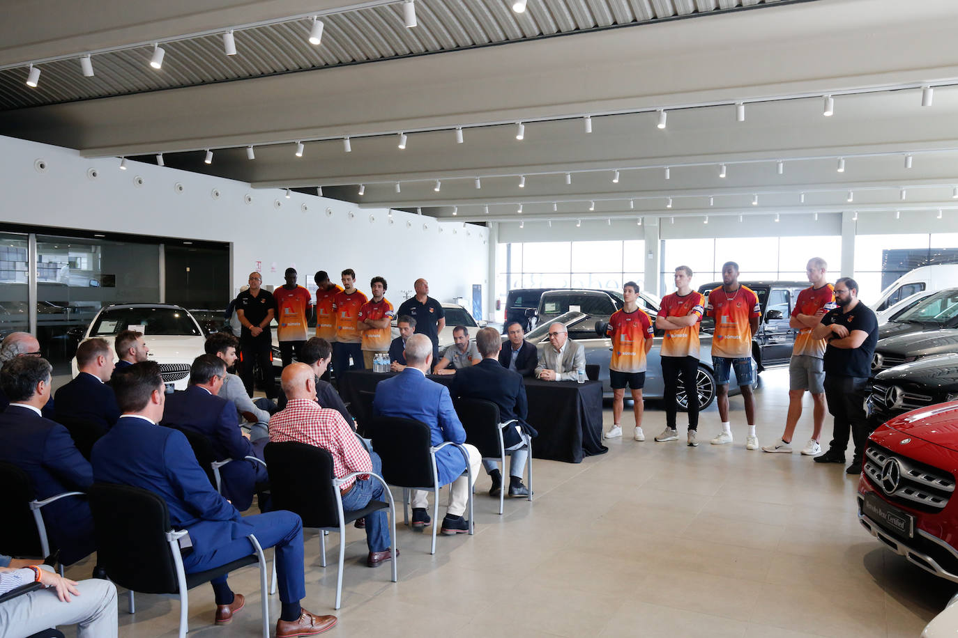 El club del alfoz charro realiza un acto en Adarsa junto a sus patrocinadores para explicar las bases de la que confían sea una gran temporada para la entidad