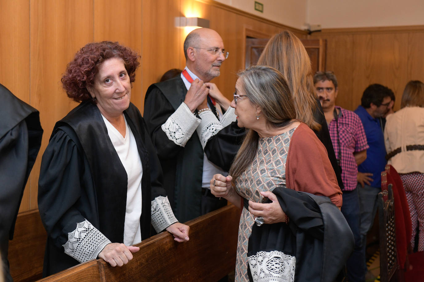 El nuevo presidente de la Audiencia Provincial de Valladolid, Javier Carranza, ha tomado posesión de su cargo este viernes mediante el juramento ante la Sala de Gobierno del Tribunal Superior de Justicia de Castilla y León