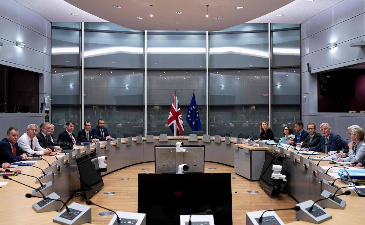 Reunión para negociar el 'brexit' este jueves en Bruselas, entre los negociadores comunitarios y británicos.