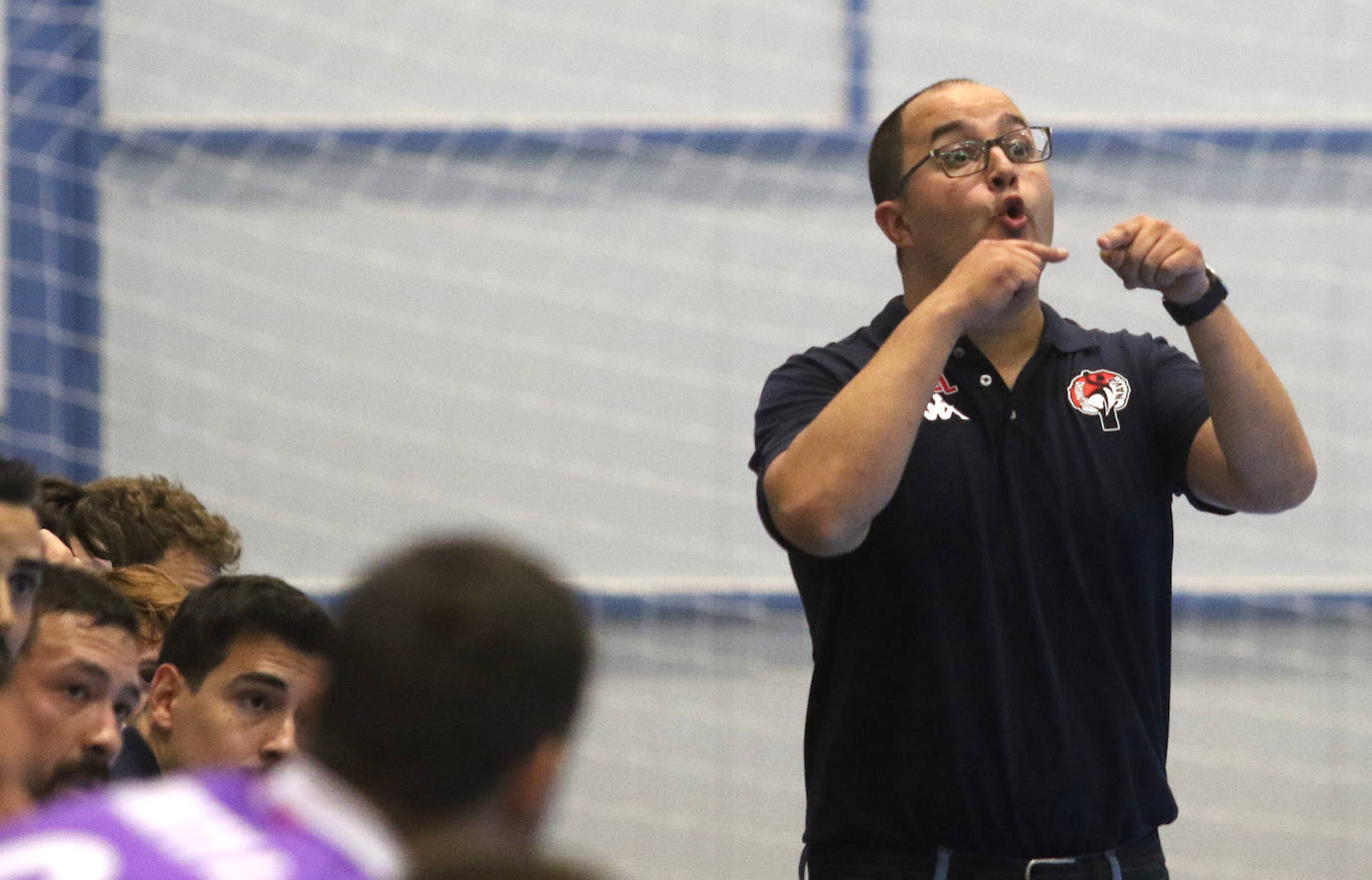 Partido entre el Balonmano Nava y el Guadalajara ANTONIO DE TORRE