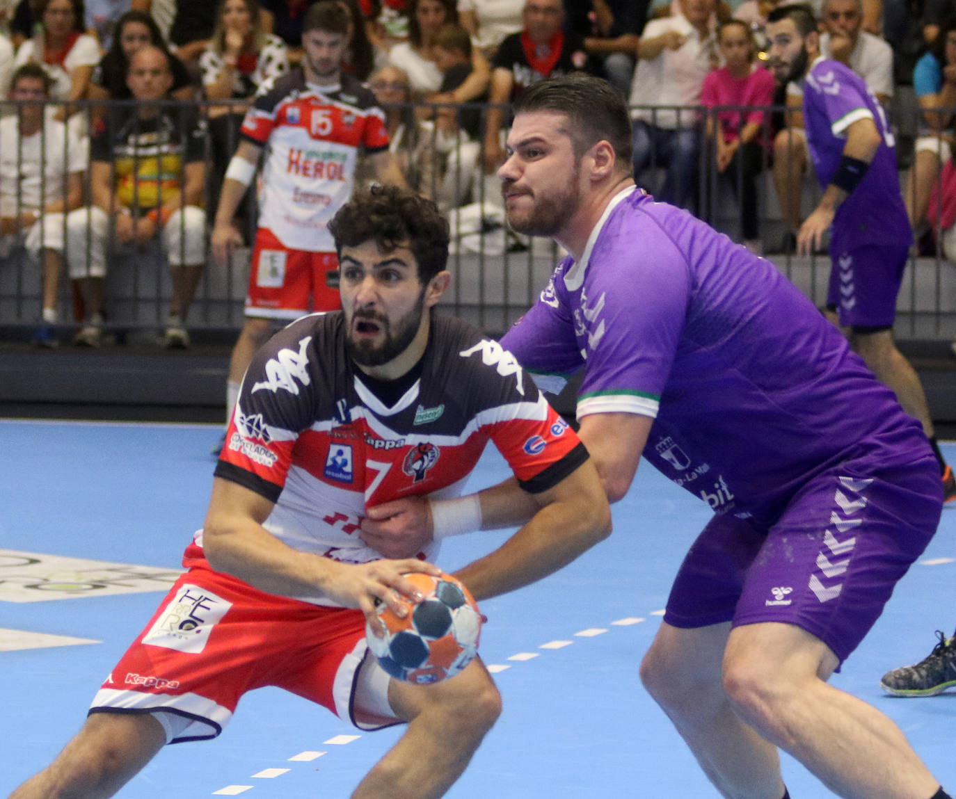 Partido entre el Balonmano Nava y el Guadalajara ANTONIO DE TORRE