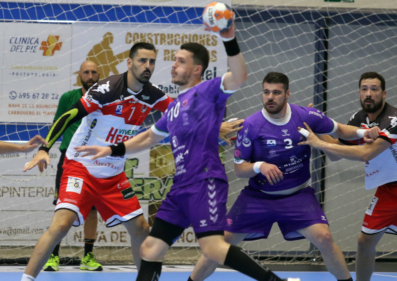 Partido entre el Balonmano Nava y el Guadalajara ANTONIO DE TORRE