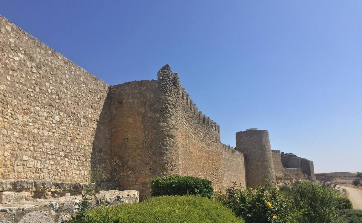 La muralla de Urueña, esta mañana. 