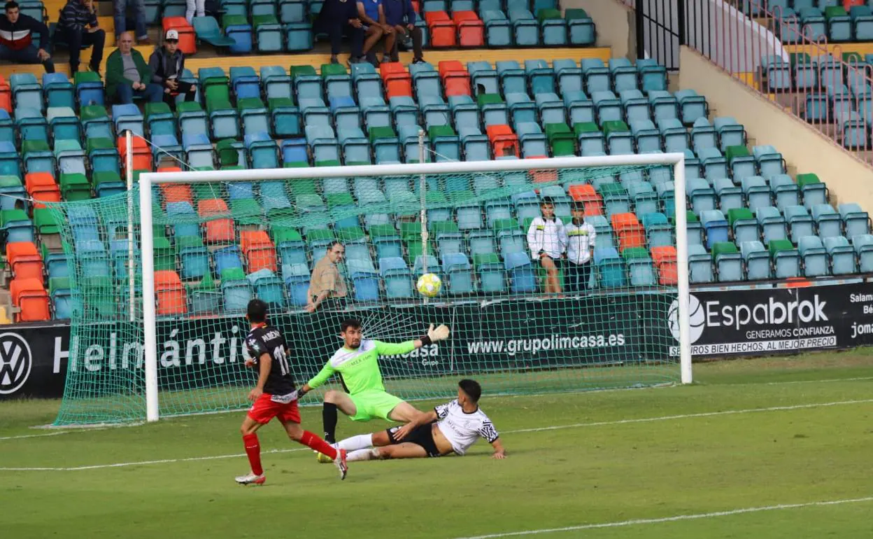 Imagen del segundo gol del Logroñés.