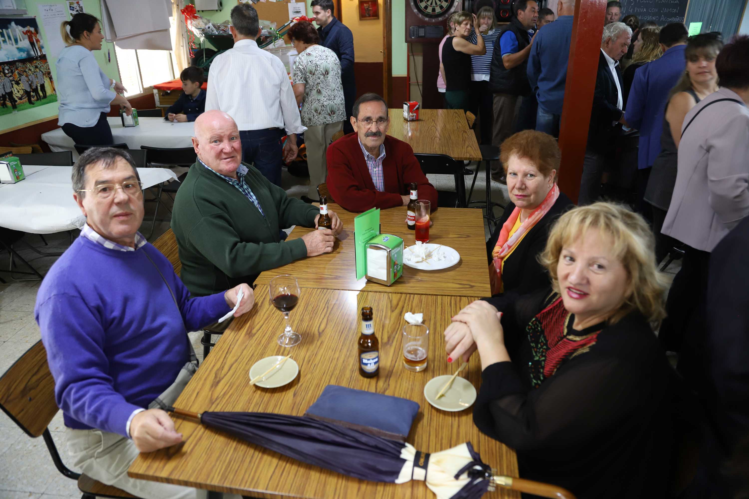 Última jornada festiva en Valdefuentes de Sangusín con degustación y comida popular.