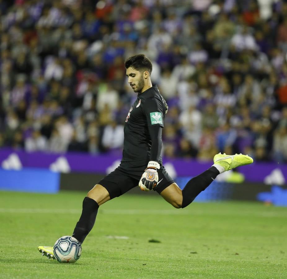 Óscar Plano adelantó al Real Valladolid después de una gran jugada llevada por Nacho, Guardiola y Toni Villa y empató Carlos Fernández