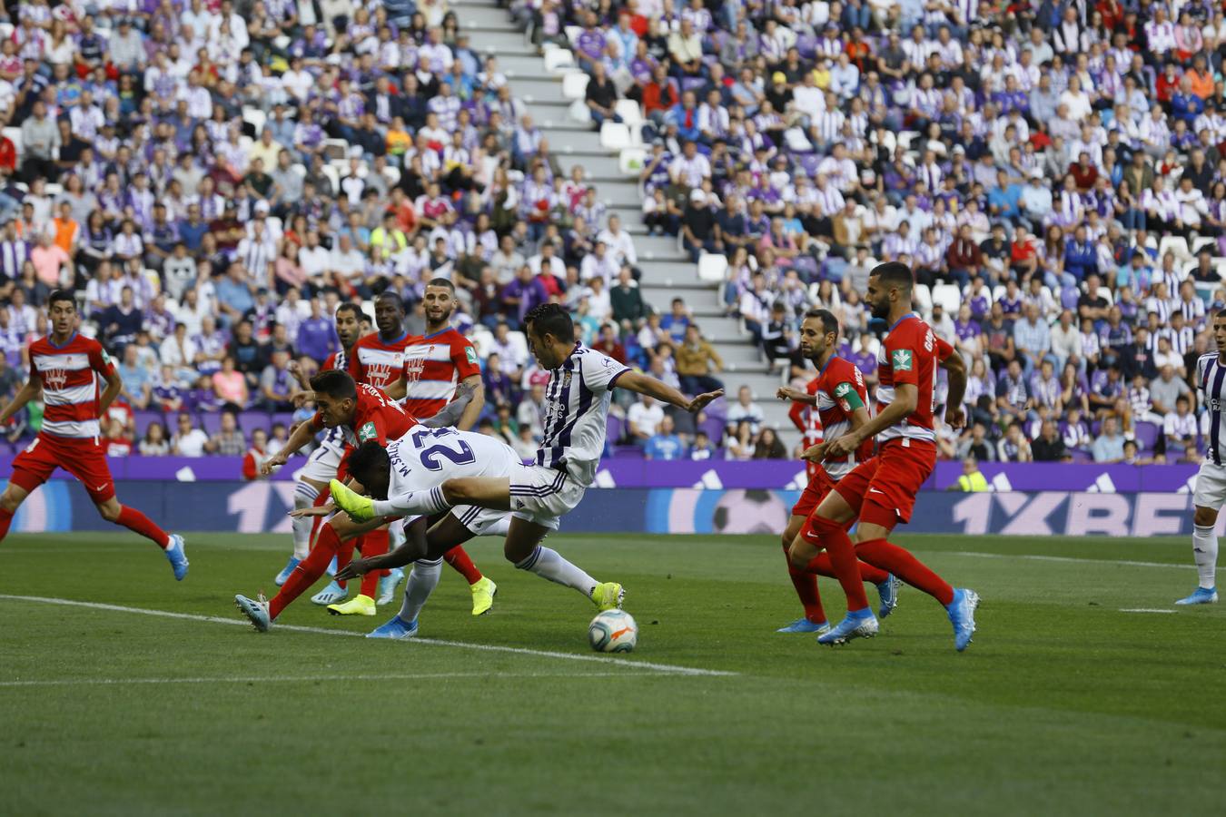 Óscar Plano adelantó al Real Valladolid después de una gran jugada llevada por Nacho, Guardiola y Toni Villa y empató Carlos Fernández