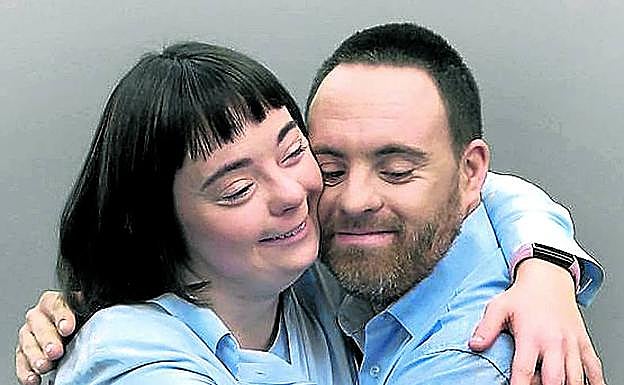 Imagen. Esther y Tonet llevan cuatro años viviendo juntos. 