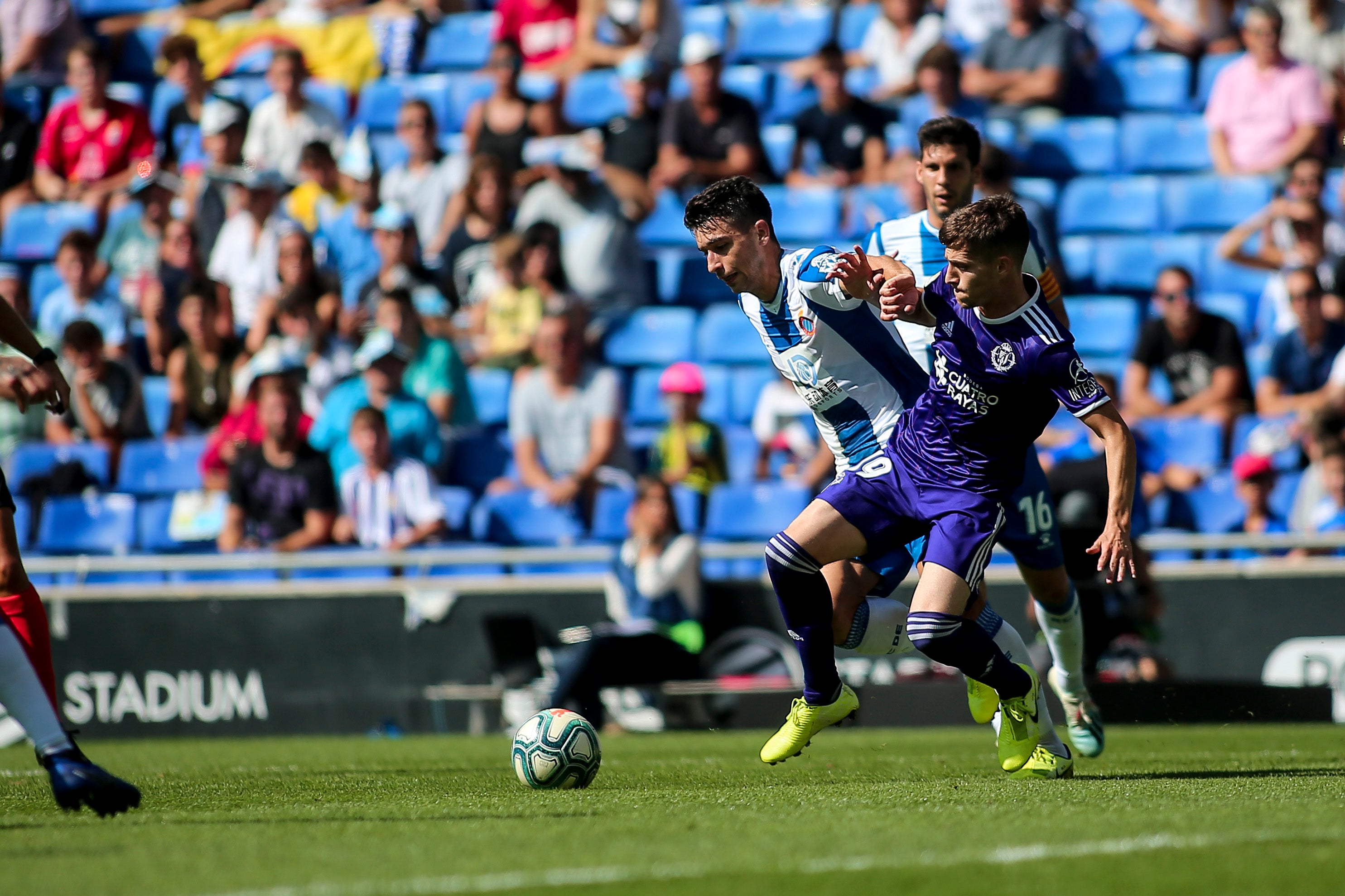 El Real Valladolid logra por primera vez sacar los tres puntos de Cornellà.