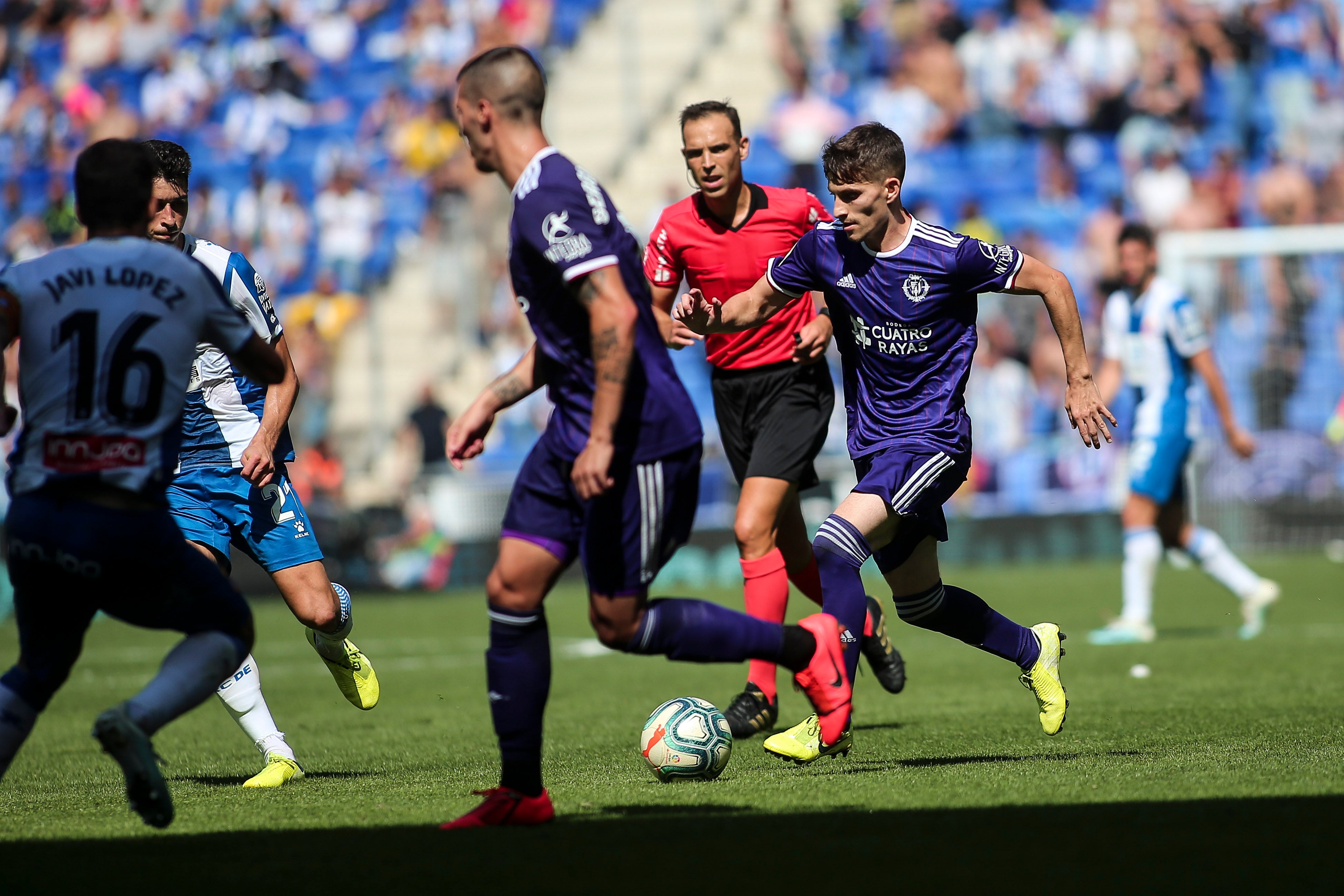 El Real Valladolid logra por primera vez sacar los tres puntos de Cornellà.