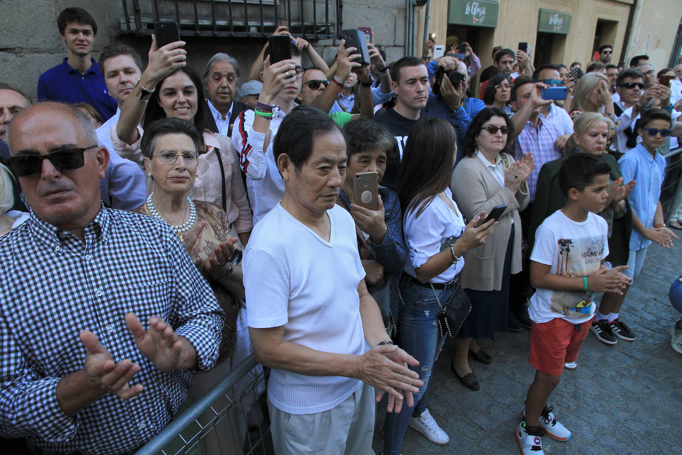 Finaliza la solemne novena de la patrona de Segovia, que ha sido acompañada por miles de segovianos en el traslado desde la Catedral