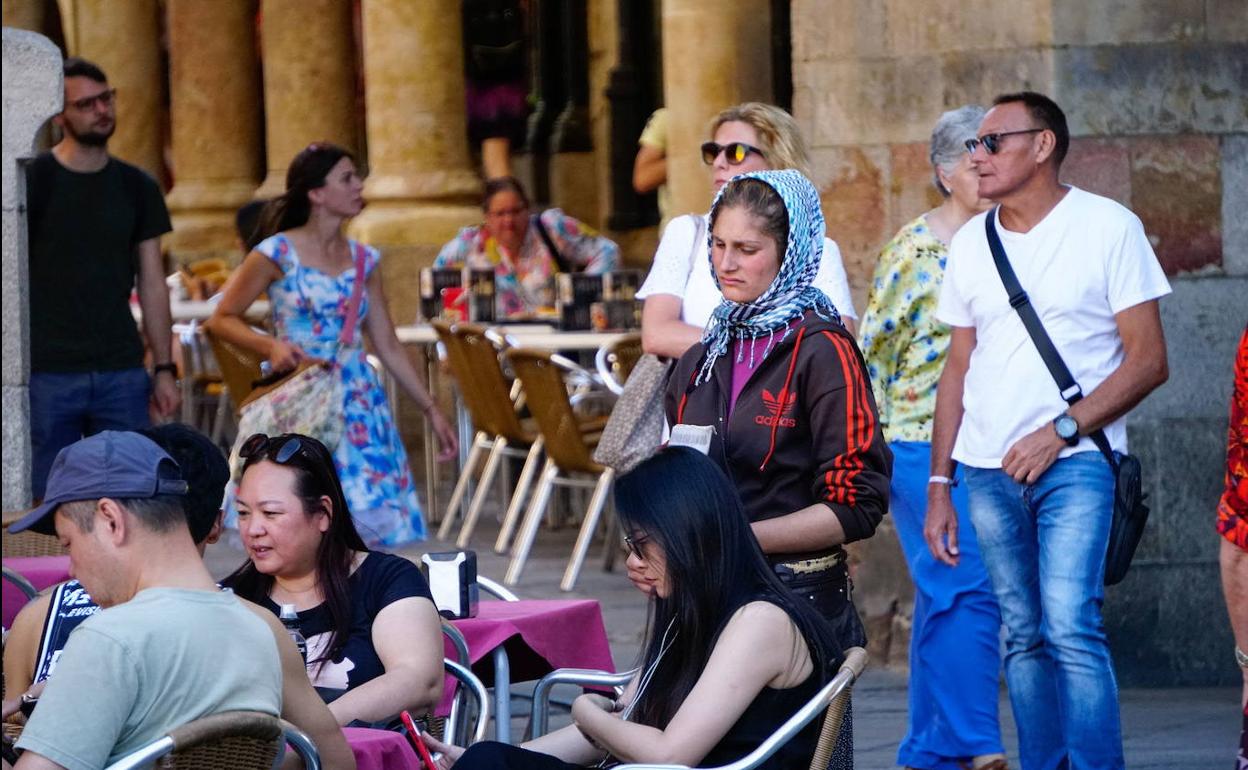 La población inmigrante supone casi un cuatro por ciento del total de empadronados en Salamanca y provincia. 