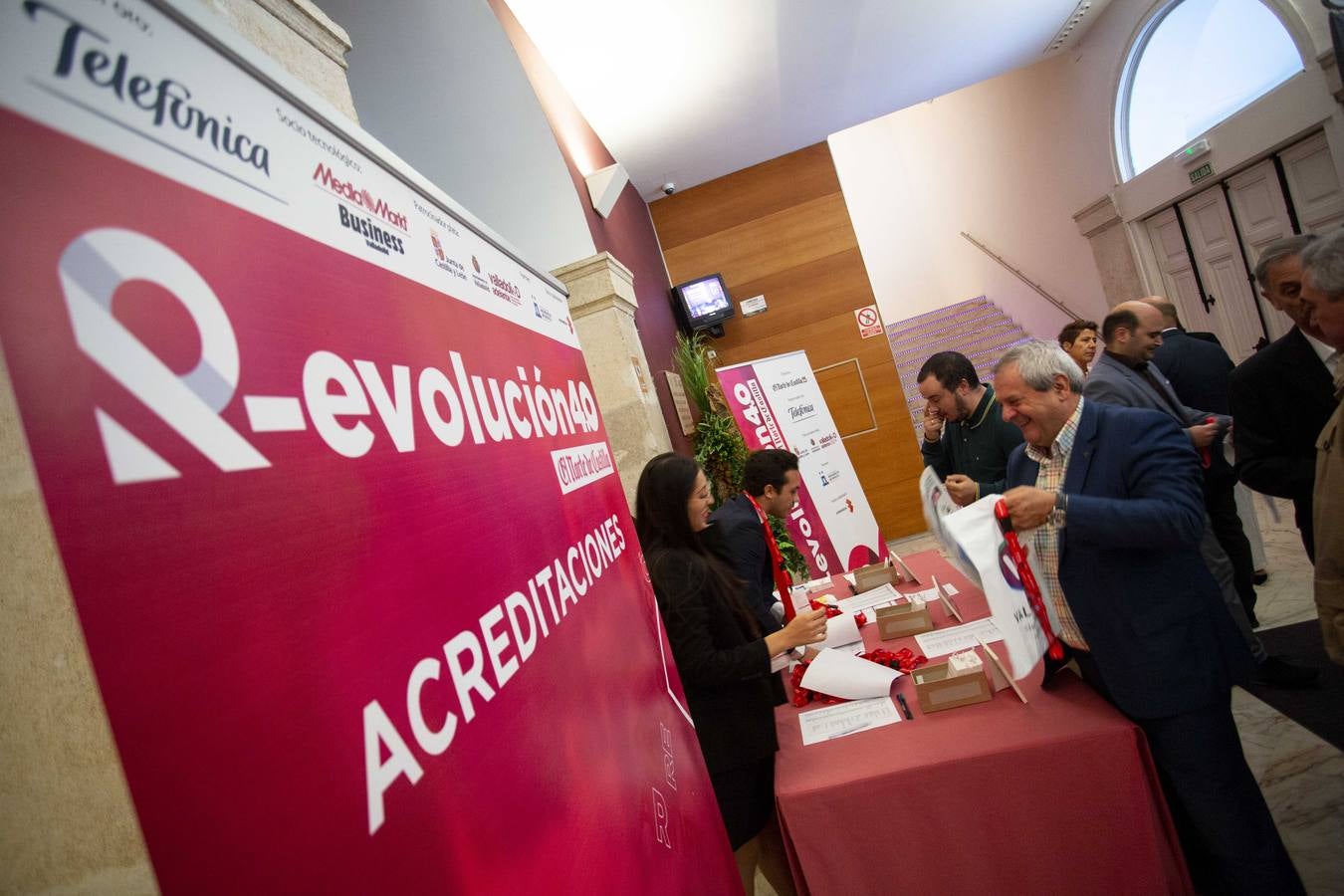 Las mejores mentes sobre inteligencia artificial, redes sociales, marketin y transformación digital se dan cita en el Teatro Calderón de Valladolid