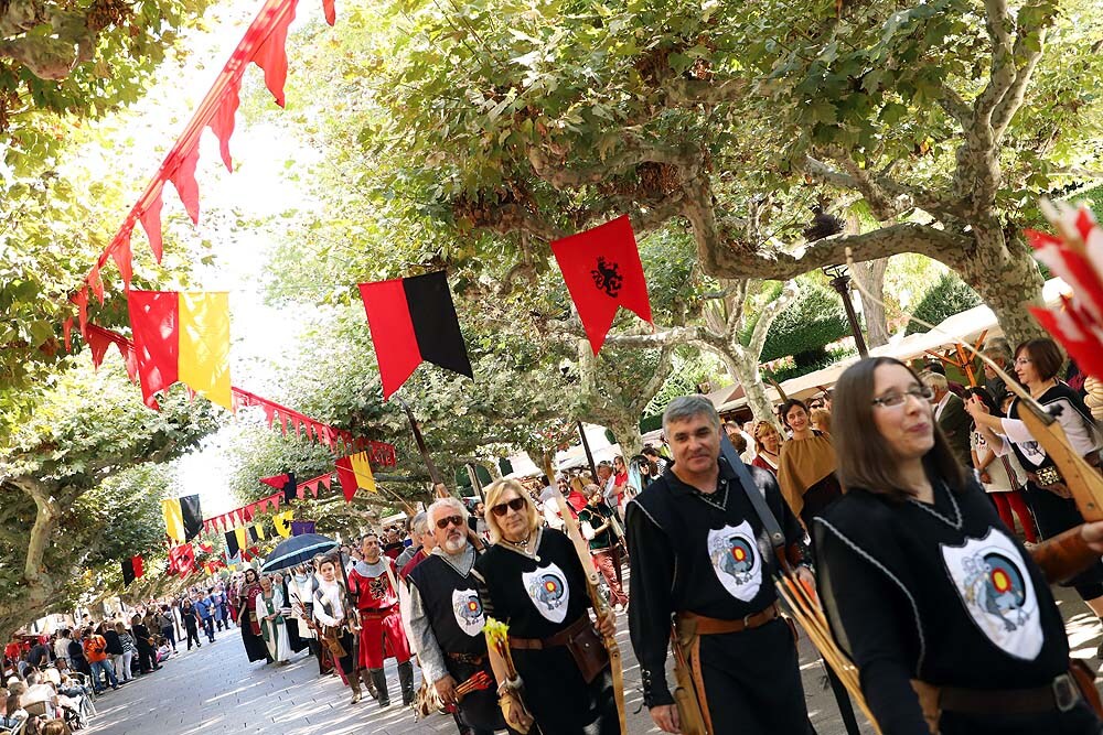 Las calles burgalesas retroceden este fin de semana al siglo XI, época del conocido Cid Campeador, con un amplio programa de actos. 