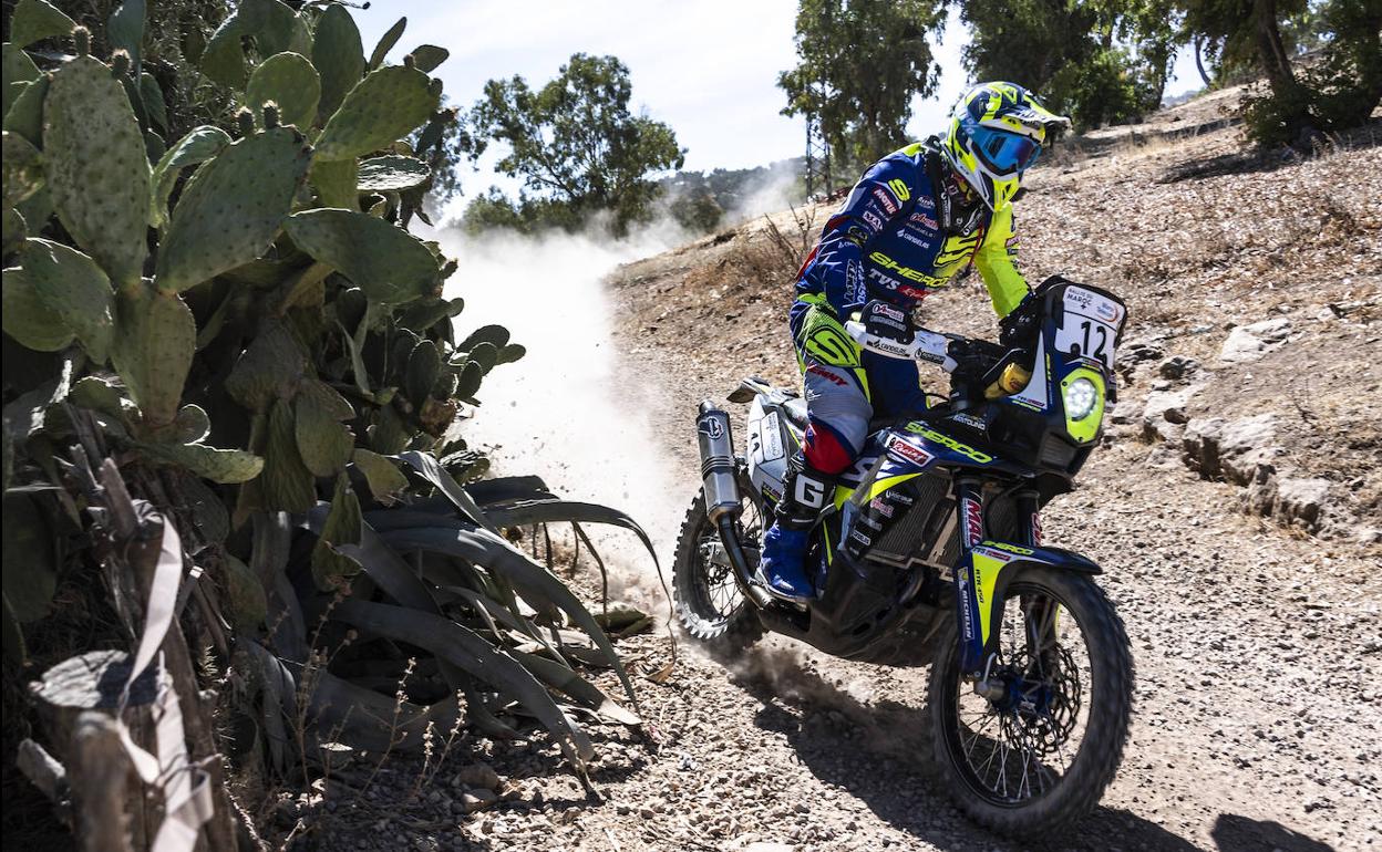Gran séptimo puesto para Santolino en la primera etapa de Marruecos para ponerse en el 'top ten'